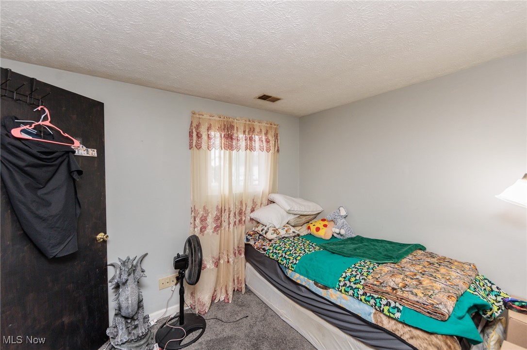 953 Salem Avenue, Elyria, Ohio image 31