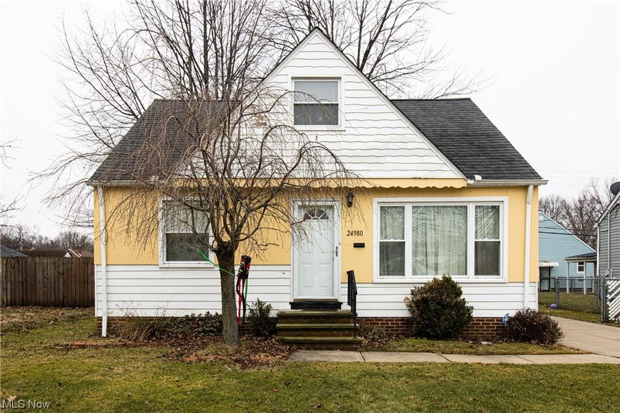 Welcome Home! This cute Cape Code features 4 bd, and 1 bath. Harwood Floors throughout the first level. Living room, Eat In Kitchen. 2 bedroom downstairs and 2 bedroom downstairs. Covered Patio. Completely Fenced Yard. NO SELLER FINANCING.