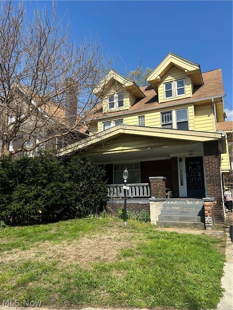 Homes For Sale - 899 Herrick Road<br/> Cleveland, OH 44108
