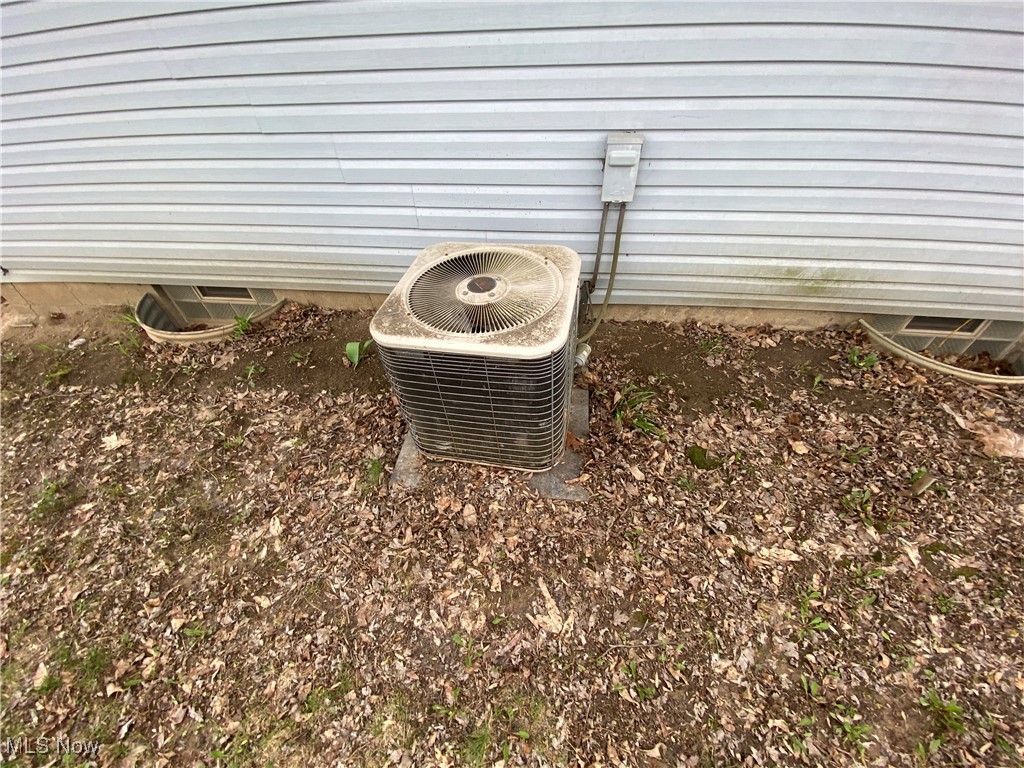 219 Hermann Street, Barberton, Ohio image 32