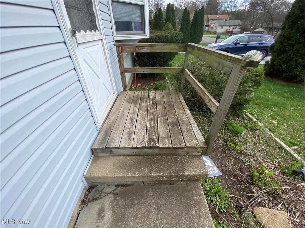 219 Hermann Street, Barberton, Ohio image 28