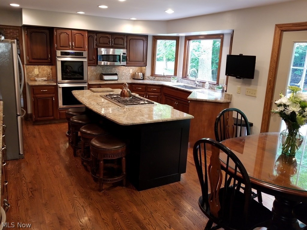 Woods/Western Reserve - Residential