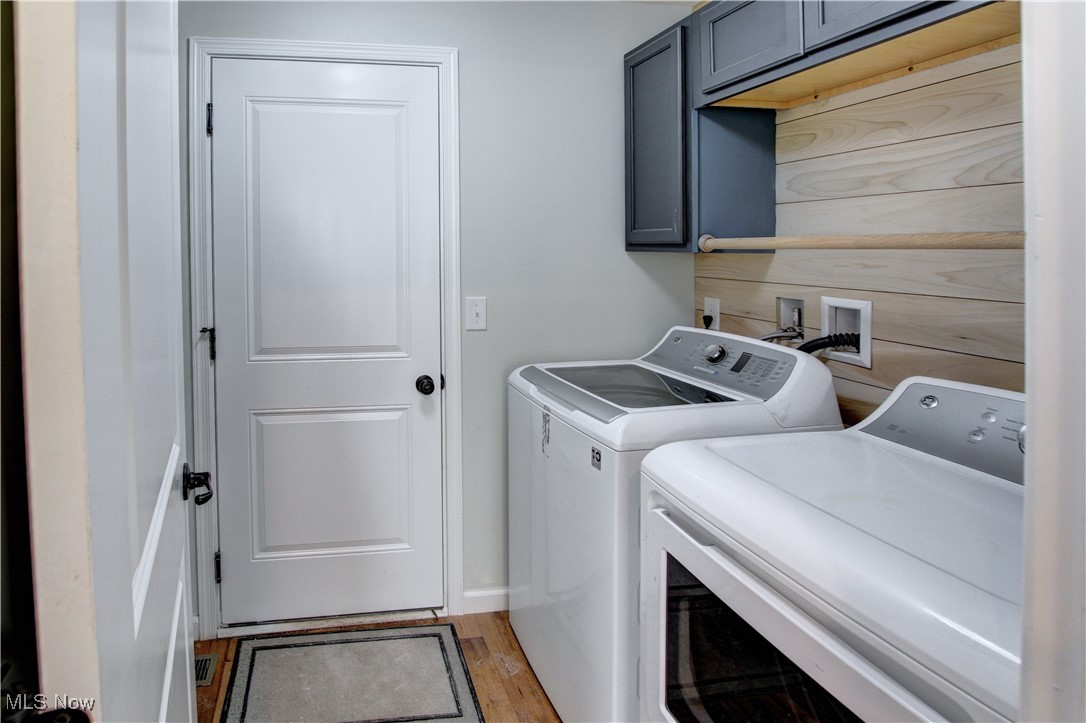 3137 Wheaton Drive, Avon, Ohio image 16