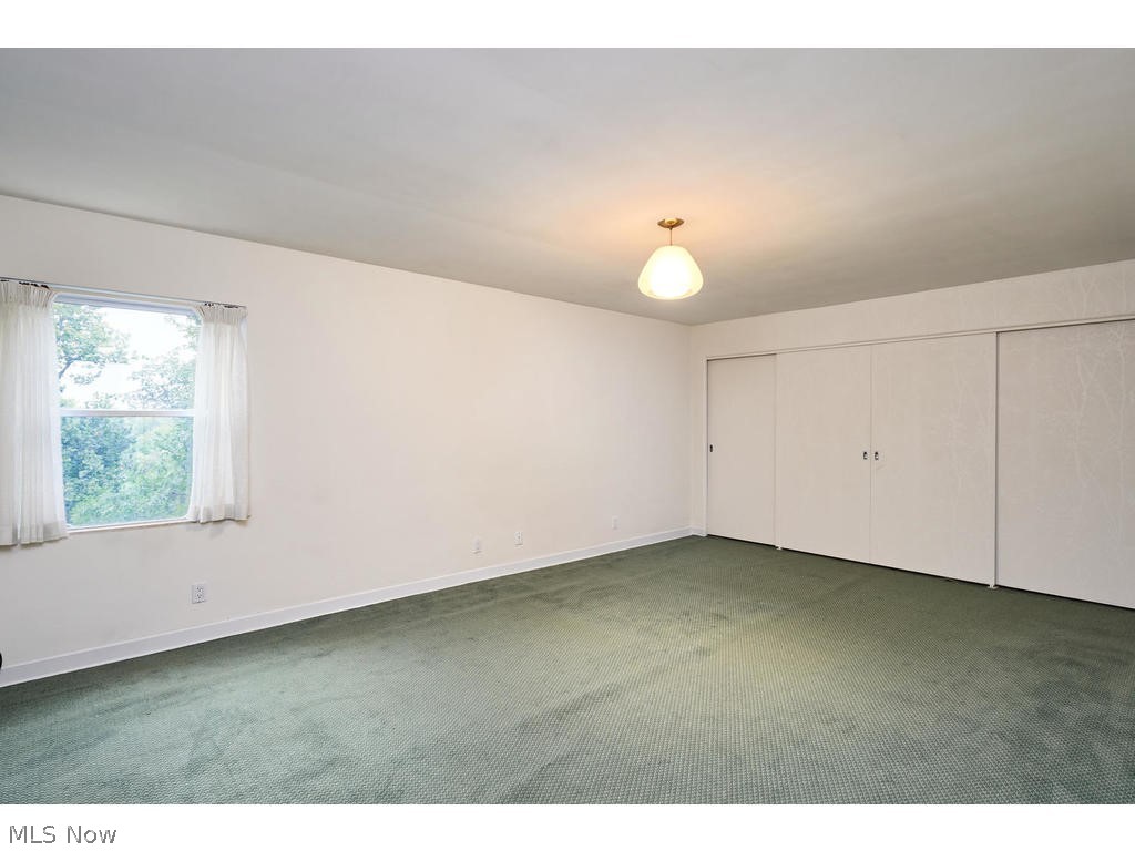 Carlton House Condominiums - Residential