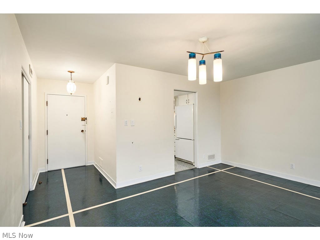 Carlton House Condominiums - Residential