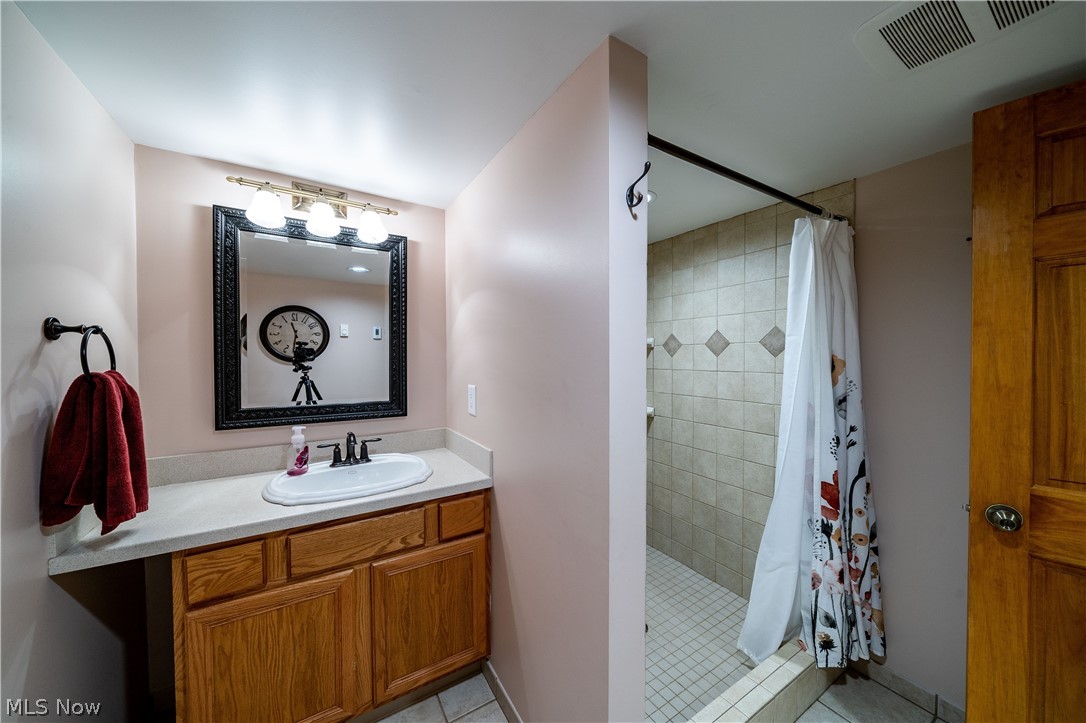 H S Side - Residential