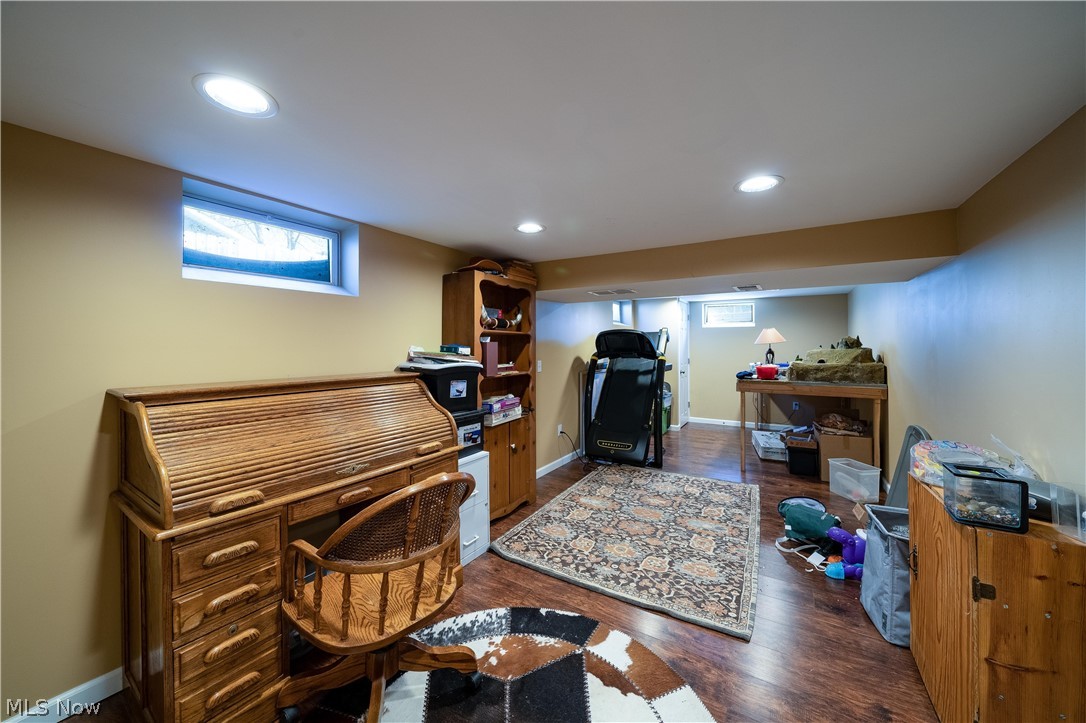 H S Side - Residential