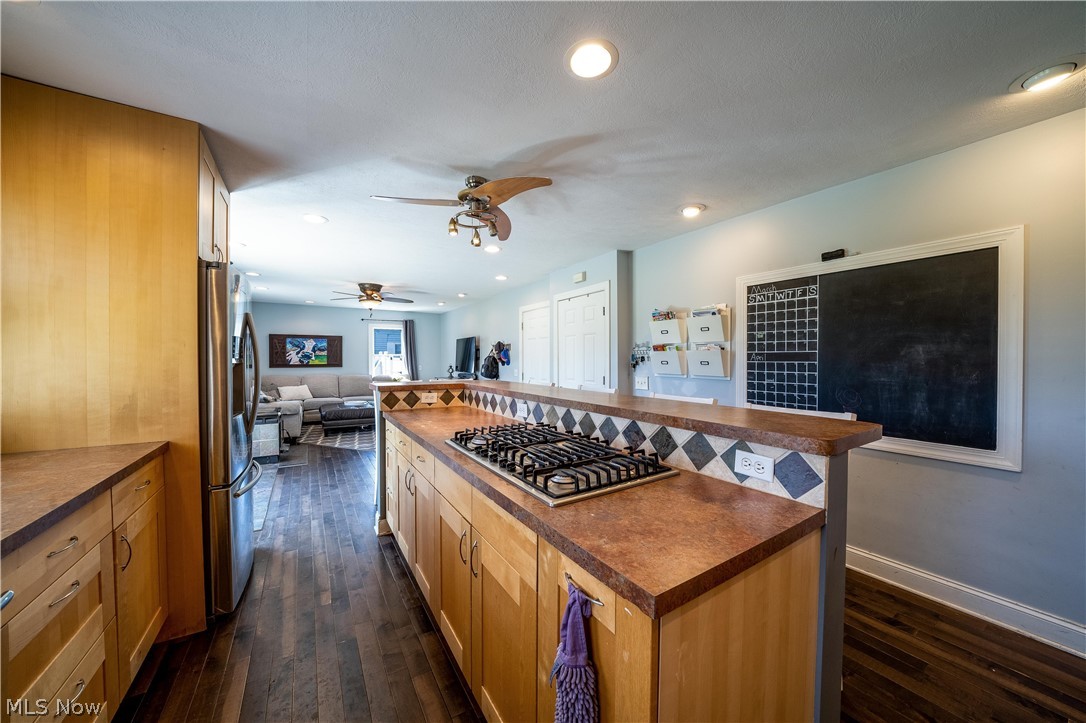 H S Side - Residential