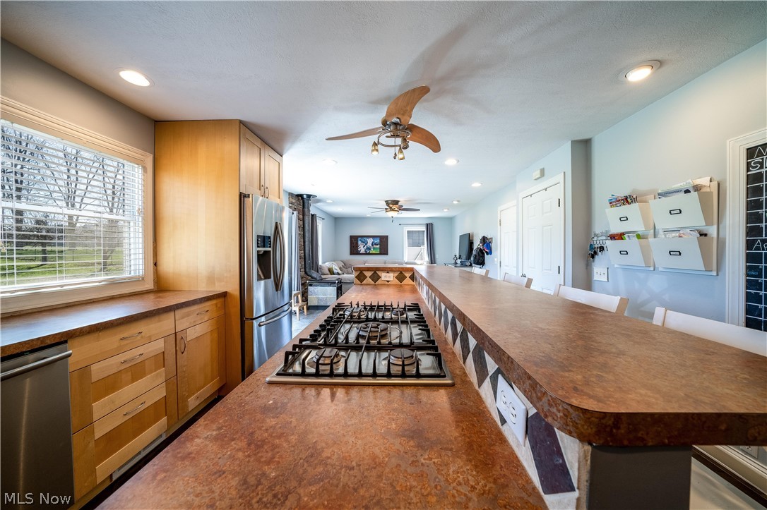 H S Side - Residential