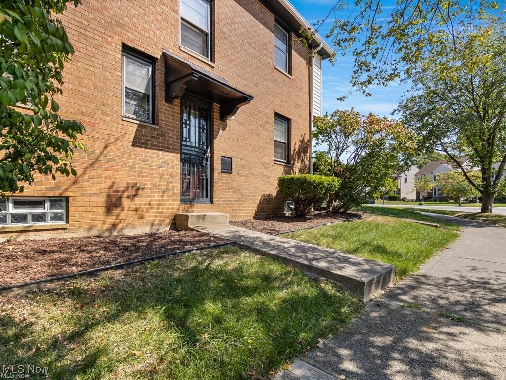University Heights, Ohio 44118, United States, 3 Bedrooms Bedrooms, ,2 BathroomsBathrooms,Residential,Active,86422