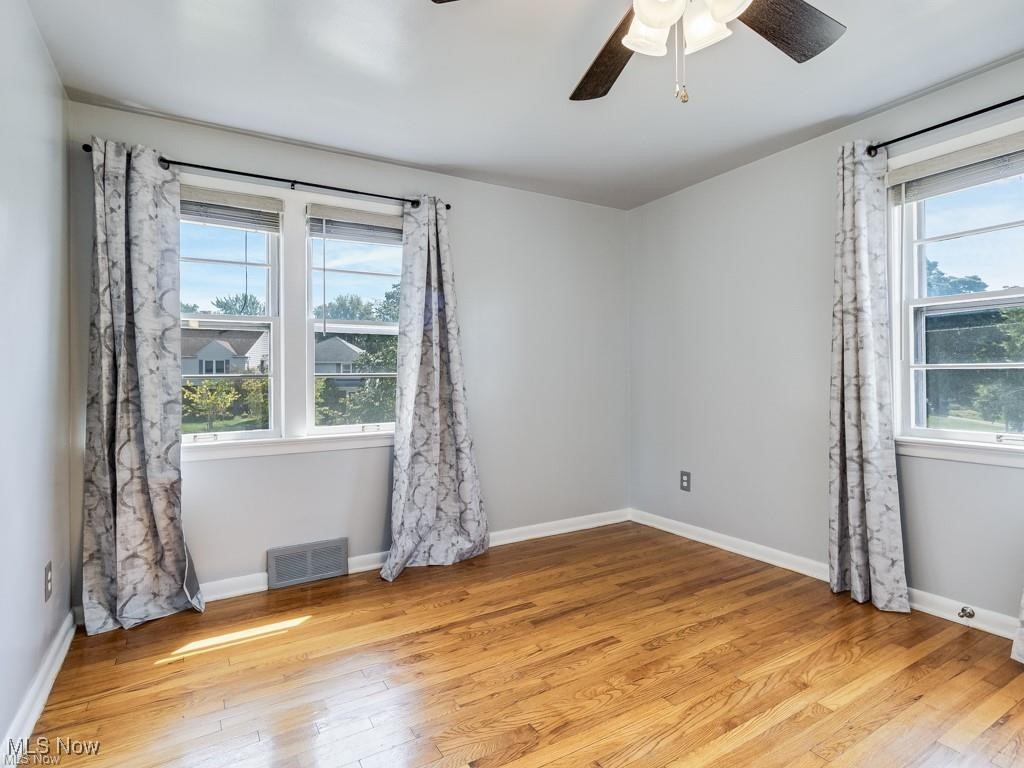 University Heights, Ohio 44118, United States, 3 Bedrooms Bedrooms, ,2 BathroomsBathrooms,Residential,Active,86422