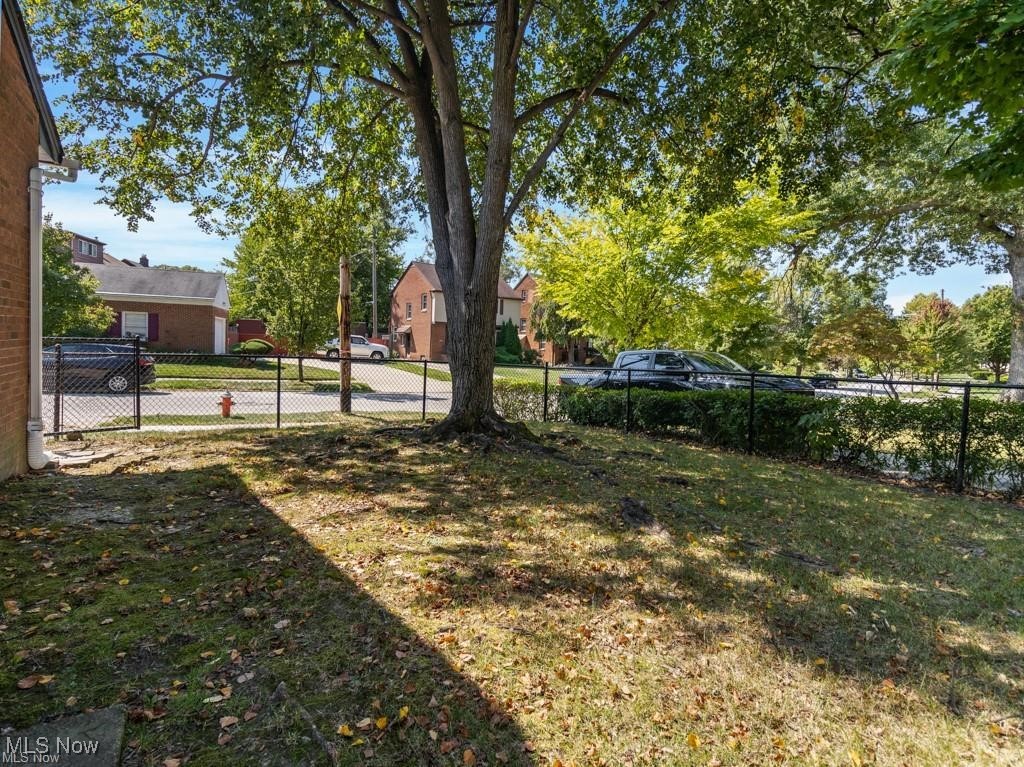 University Heights, Ohio 44118, United States, 3 Bedrooms Bedrooms, ,2 BathroomsBathrooms,Residential,Active,86422