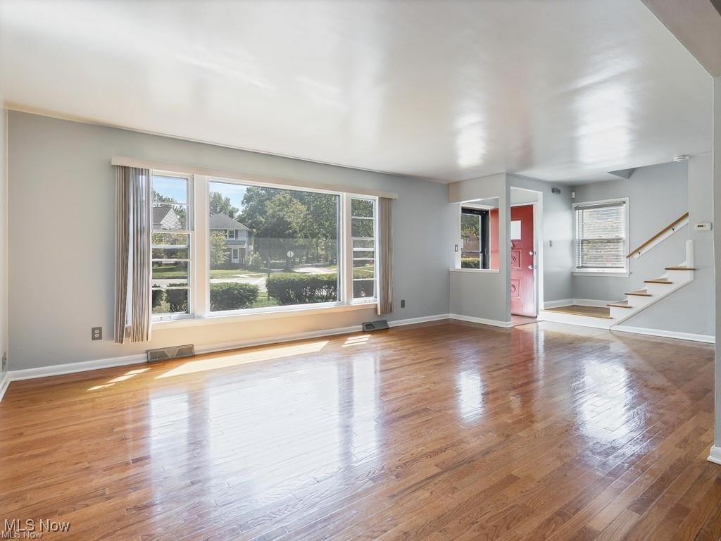 University Heights, Ohio 44118, United States, 3 Bedrooms Bedrooms, ,2 BathroomsBathrooms,Residential,Active,86422