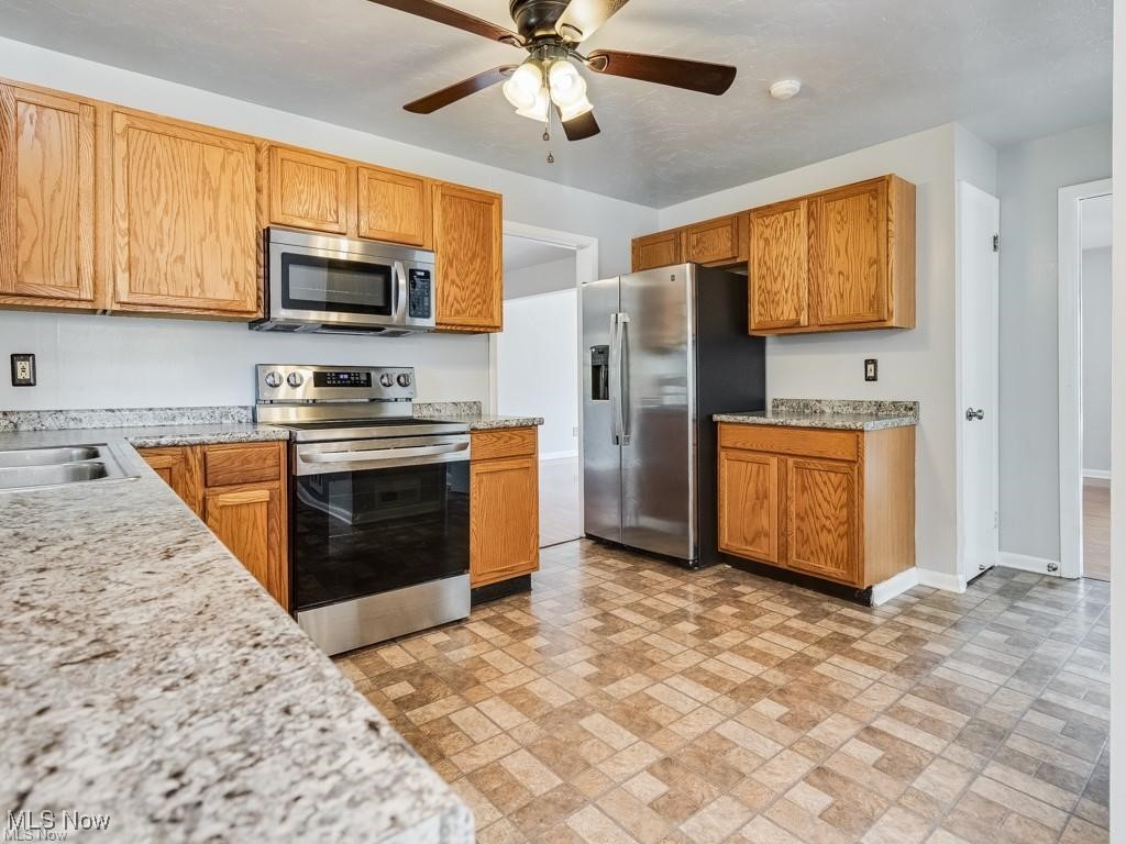 University Heights, Ohio 44118, United States, 3 Bedrooms Bedrooms, ,2 BathroomsBathrooms,Residential,Active,86422