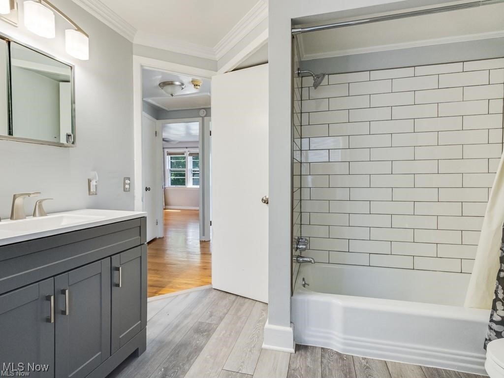 University Heights, Ohio 44118, United States, 3 Bedrooms Bedrooms, ,2 BathroomsBathrooms,Residential,Active,86422