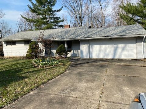 Homes For Sale - 8454 Melody Lane<br/> Macedonia, OH 44056