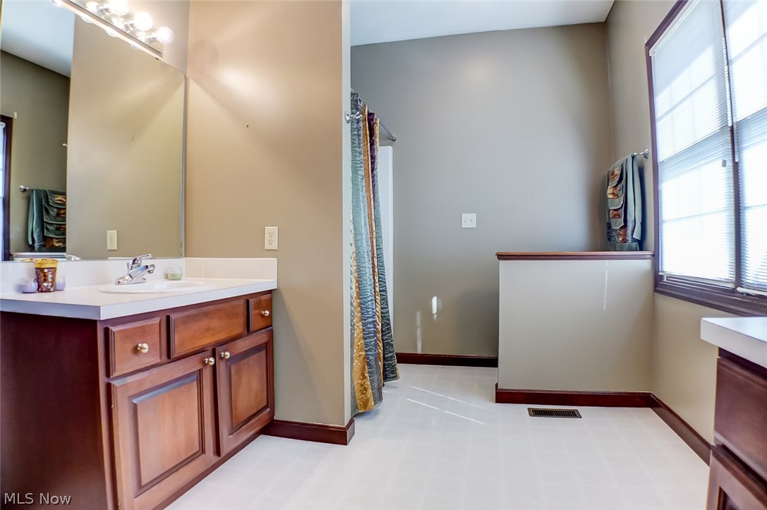 Hickory Woods - Residential