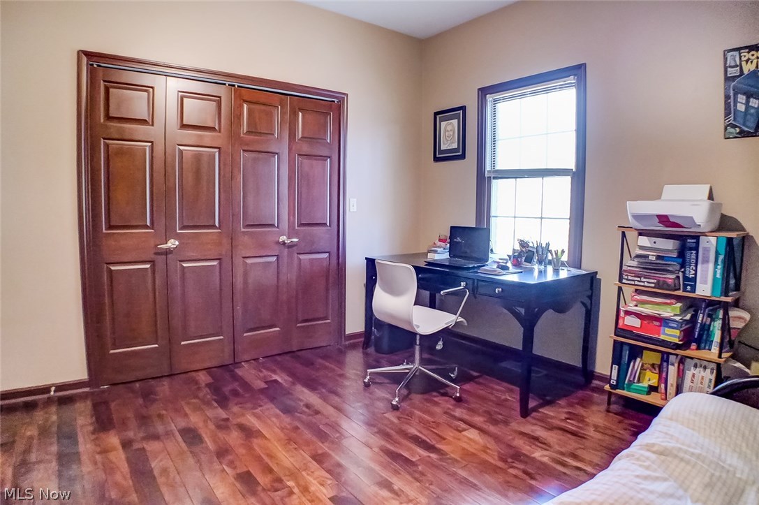 Hickory Woods - Residential