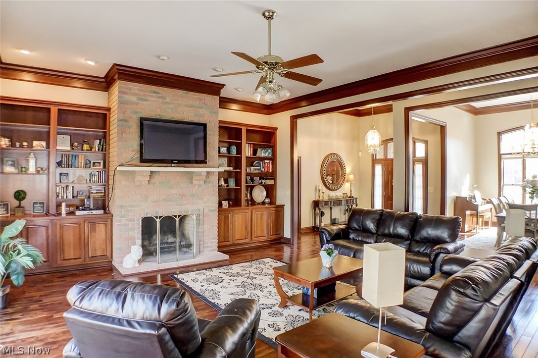 Hickory Woods - Residential