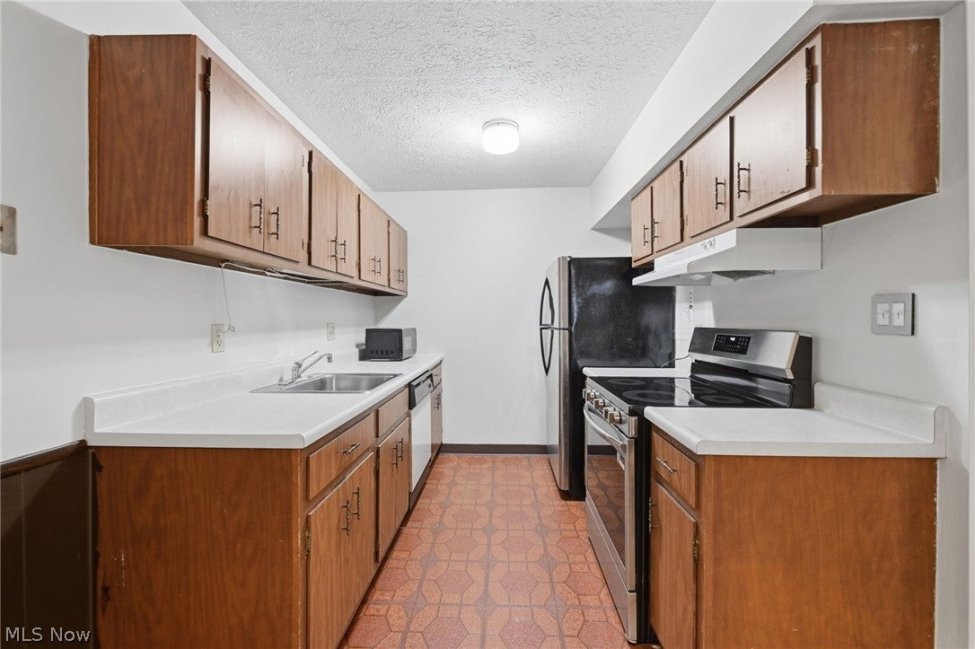 16435 Heather Lane 202