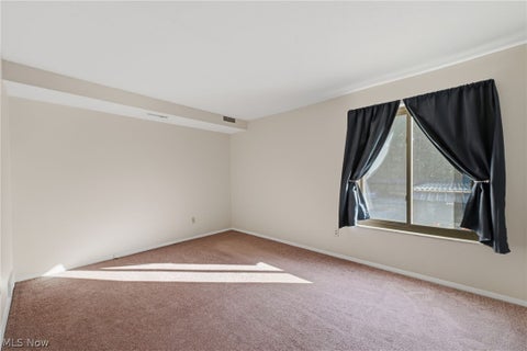 Tiny photo for 16435 Heather Lane #202, Middleburg Heights, OH 44130 (MLS # 5254608)