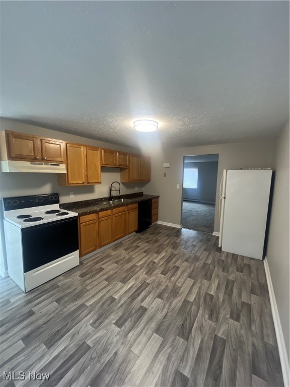 Cowles Lake - Commercial Sale