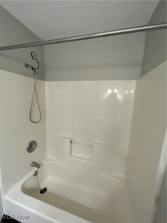 Cowles Lake - Commercial Sale