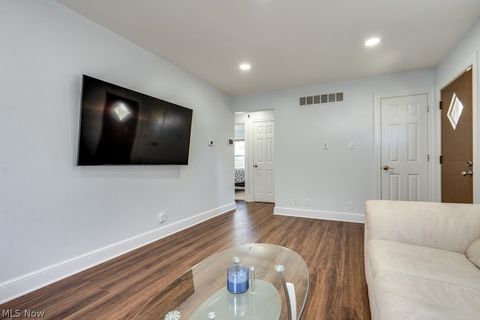 Tiny photo for 2048 Congo Street, Akron, OH 44305 (MLS # 5202700)