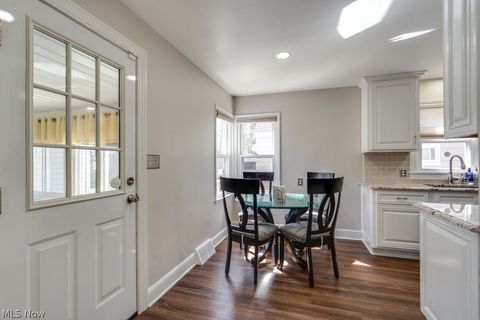 Tiny photo for 2048 Congo Street, Akron, OH 44305 (MLS # 5202700)