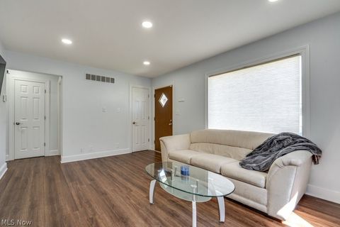 Tiny photo for 2048 Congo Street, Akron, OH 44305 (MLS # 5202700)