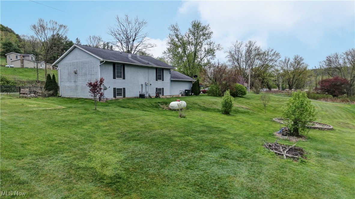 87410 Reed Road, Uhrichsville, Ohio image 11