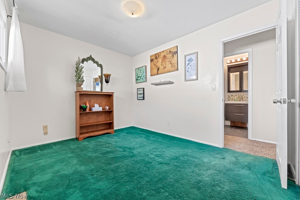 Blue Grass Manor - Residential