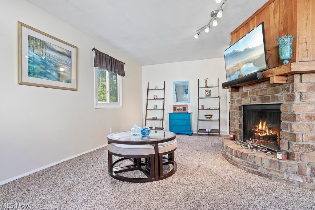 Blue Grass Manor - Residential