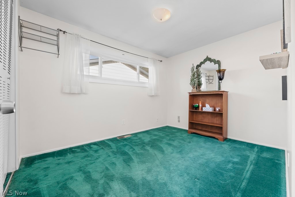 Blue Grass Manor - Residential