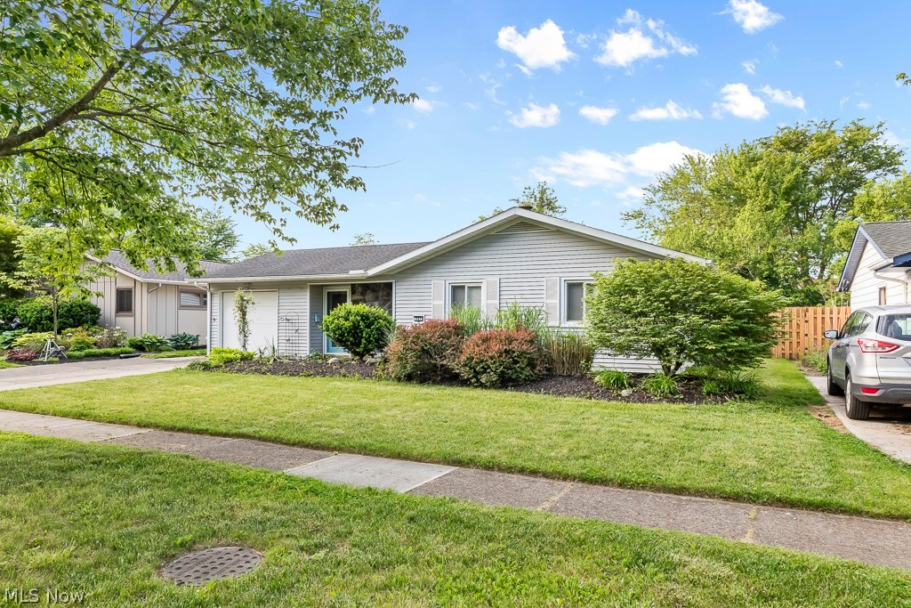 Blue Grass Manor - Residential