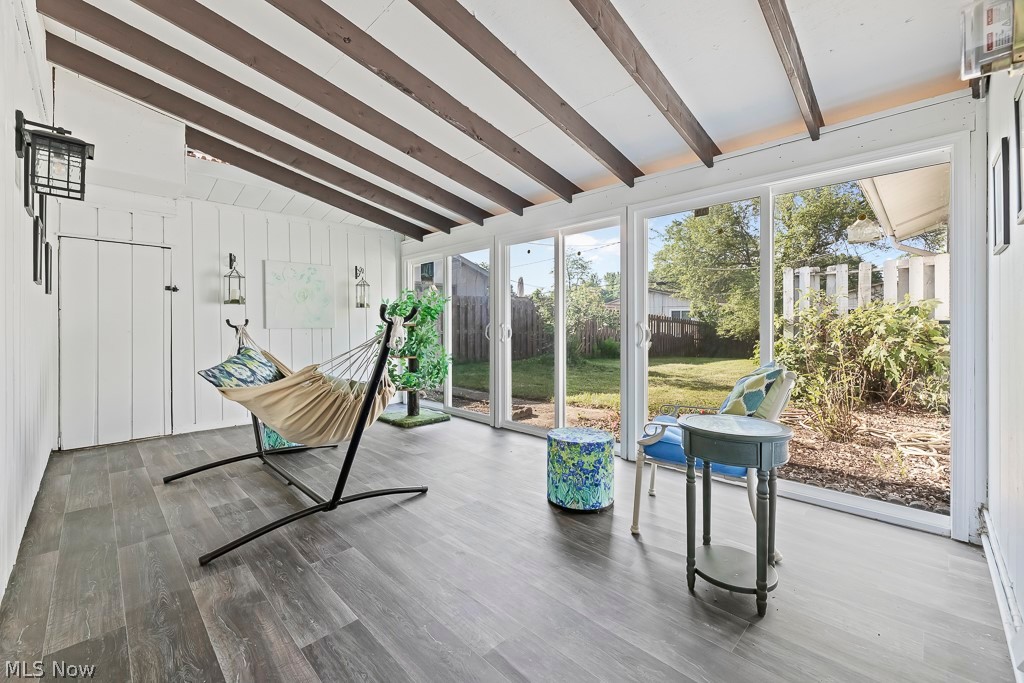 Blue Grass Manor - Residential