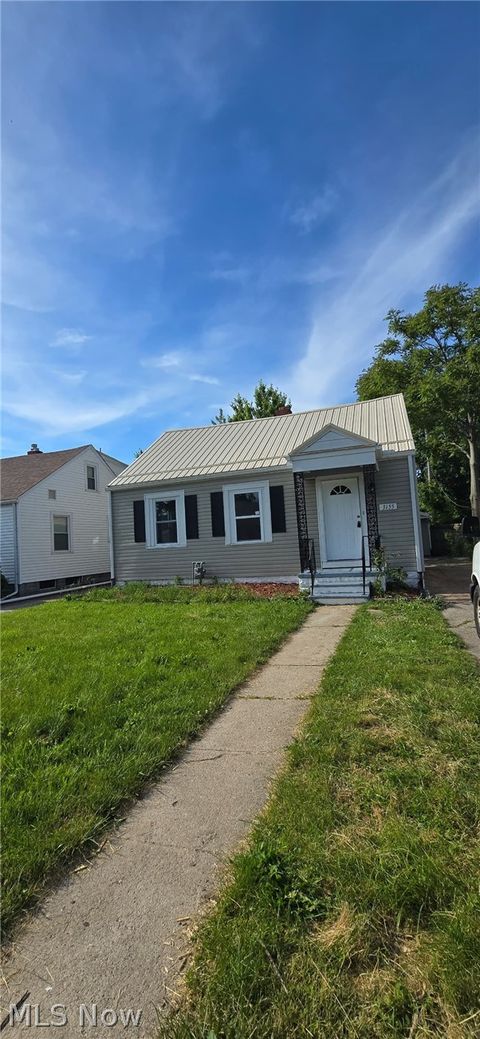 Homes For Sale - 3155 Mckinley Street<br/> Lorain, OH 44052