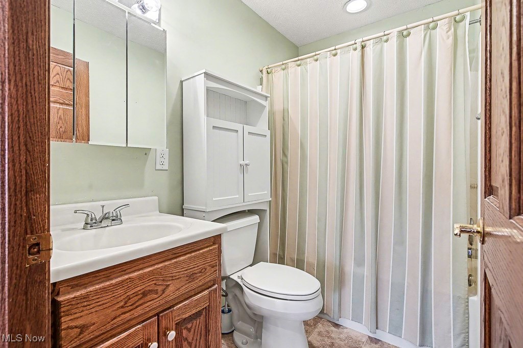 Wenmoth Gardens Adn - Residential