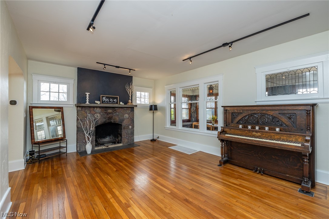 Euclid 15 - Residential