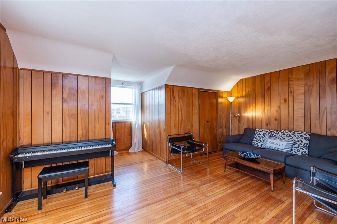 Euclid 15 - Residential