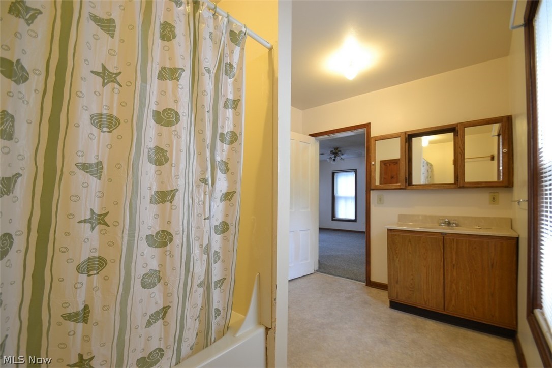 Voris & Steinbacher - Residential Income