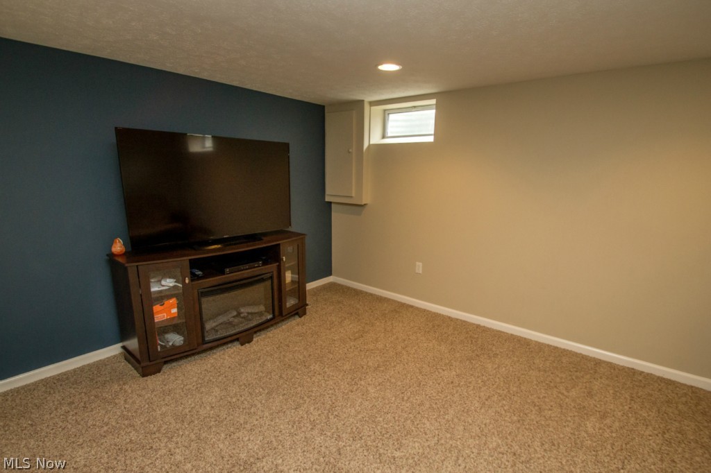 Pinebrook Vill - Residential