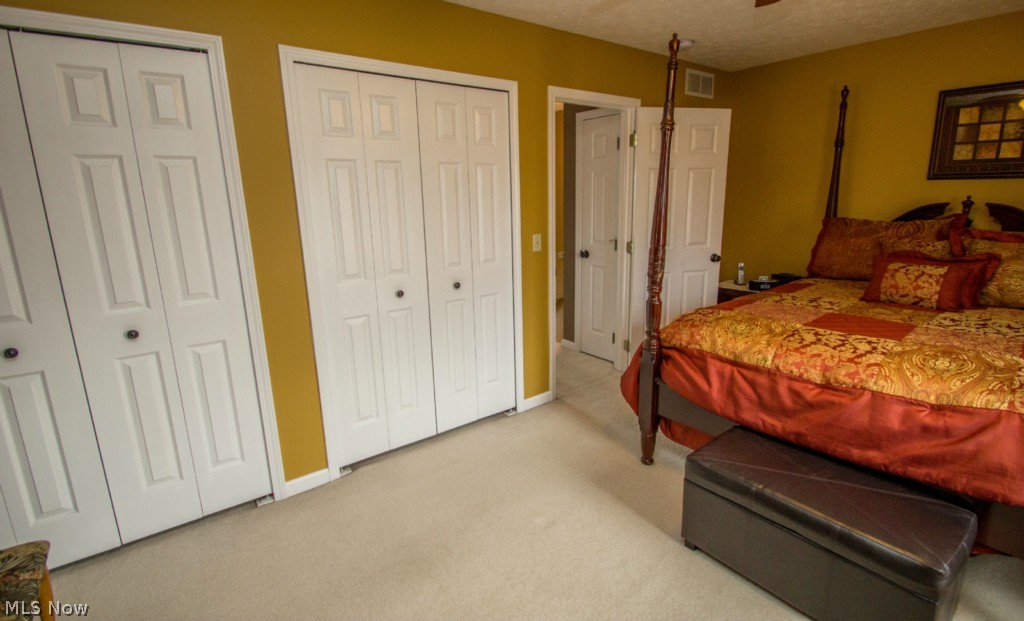 Pinebrook Vill - Residential