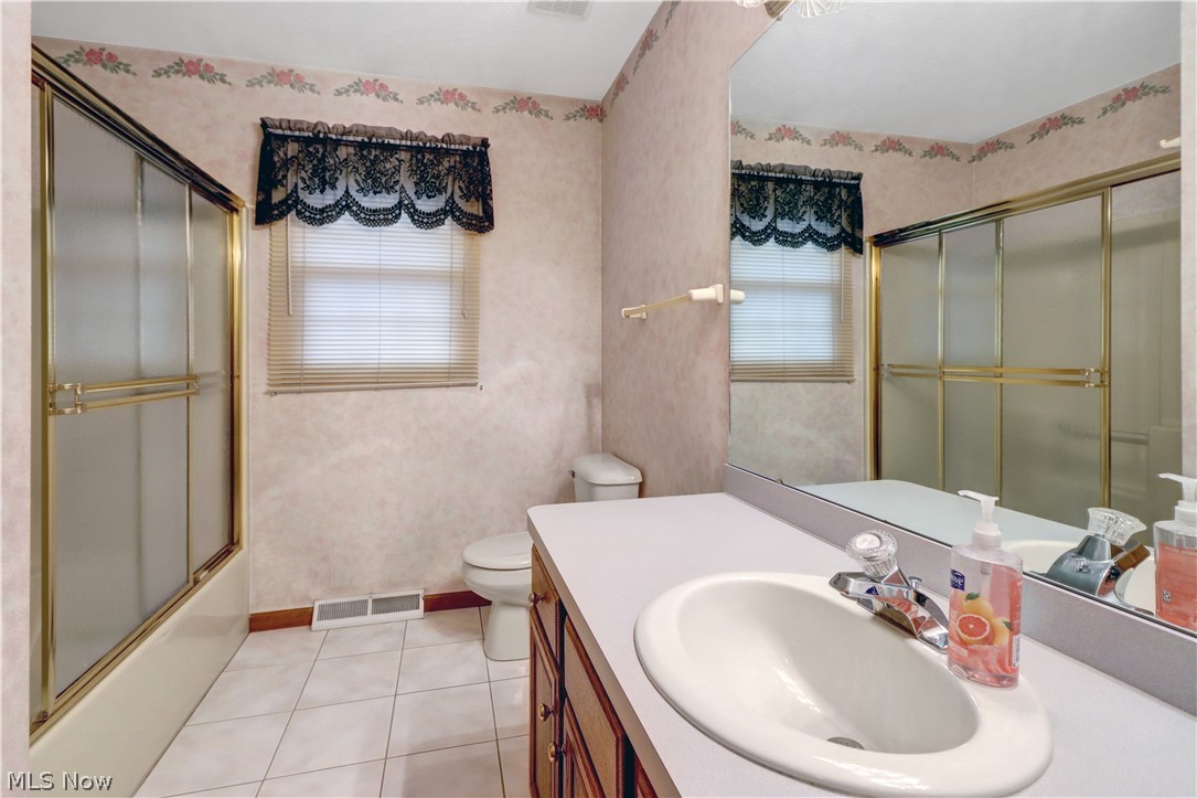 5399 Wixford Lane, Mentor, Ohio image 33