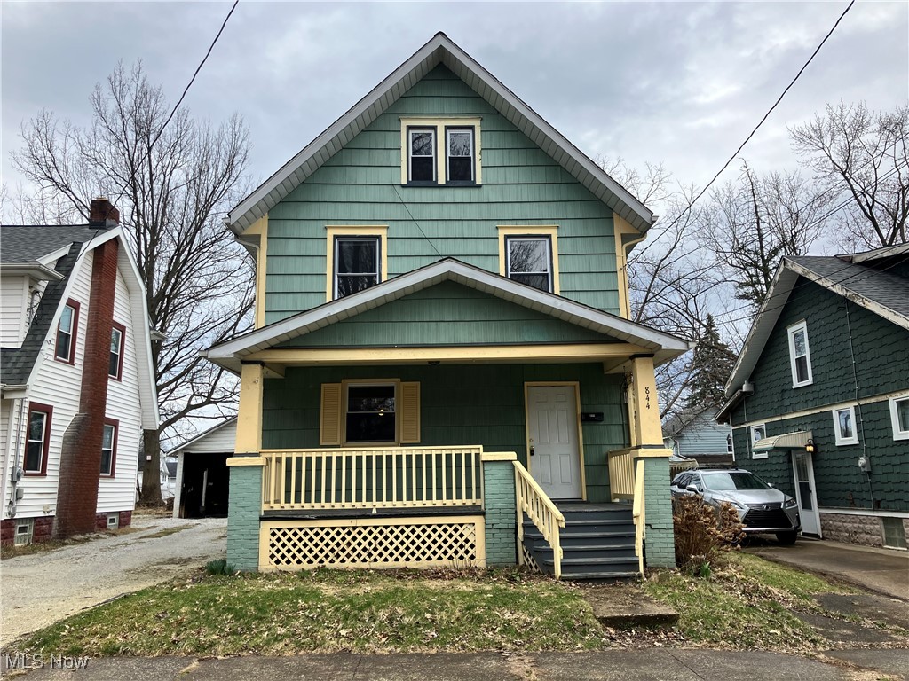 844 Harrison Avenue, Akron, Ohio image 2