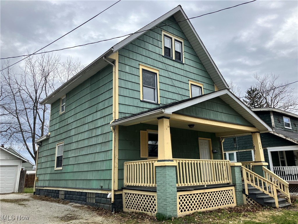 844 Harrison Avenue, Akron, Ohio image 3
