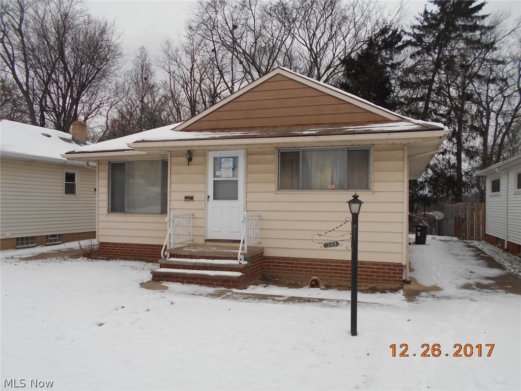 This Garfield Heights ranch style home offers 3 bedrooms 1 bathroom and 1,052 square feet of living space with a partially finished basement. This home offers much potential to a savvy buyer. The seller makes no representations or warranties about the condition of this home and it is to be sold in as is condition. The buyer must assume the Garfield Heights point of sale violations.