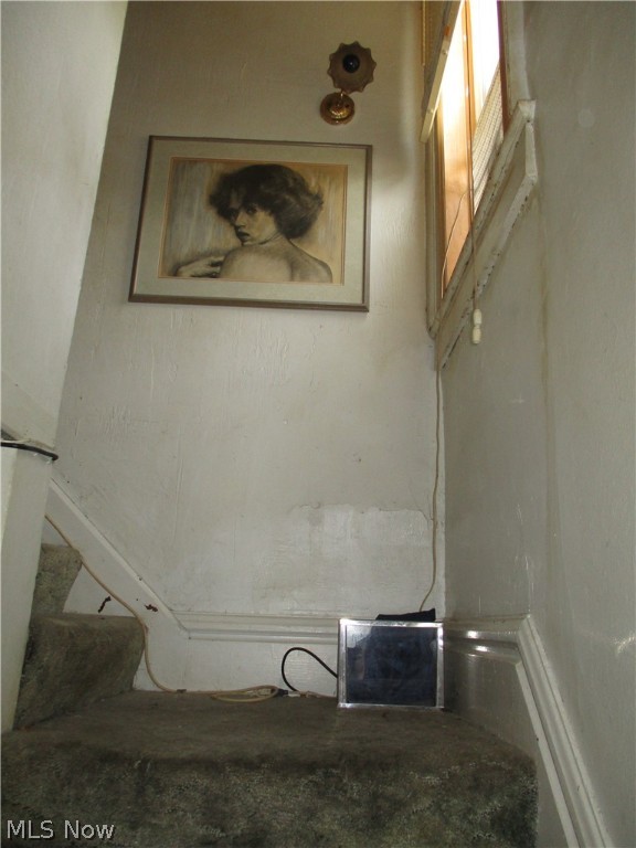 Village/Cuyahoga Falls - Residential Income