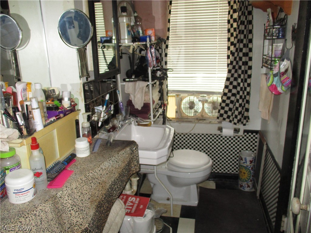 Village/Cuyahoga Falls - Residential Income