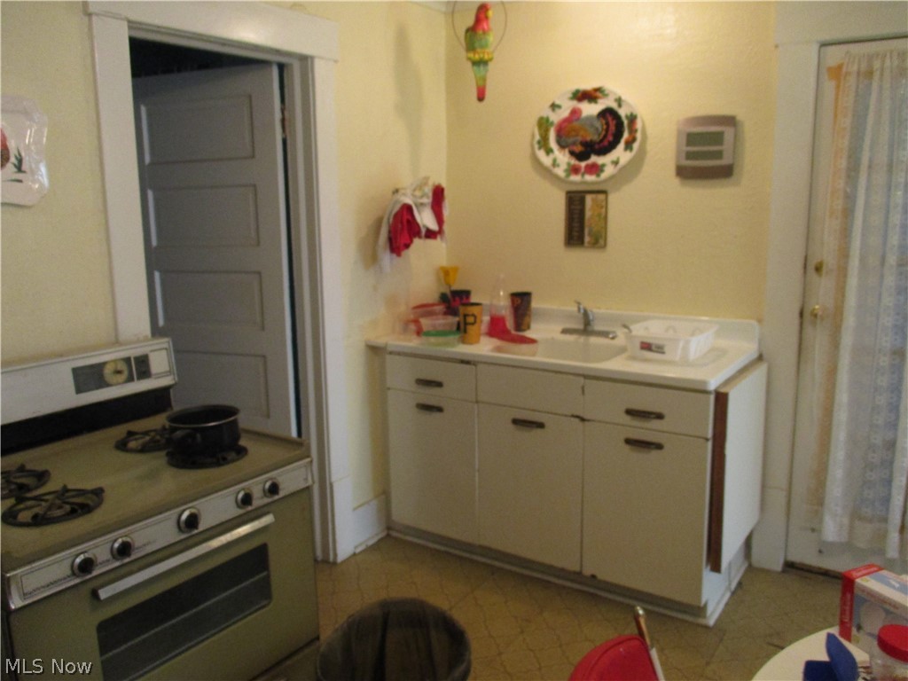 Village/Cuyahoga Falls - Residential Income